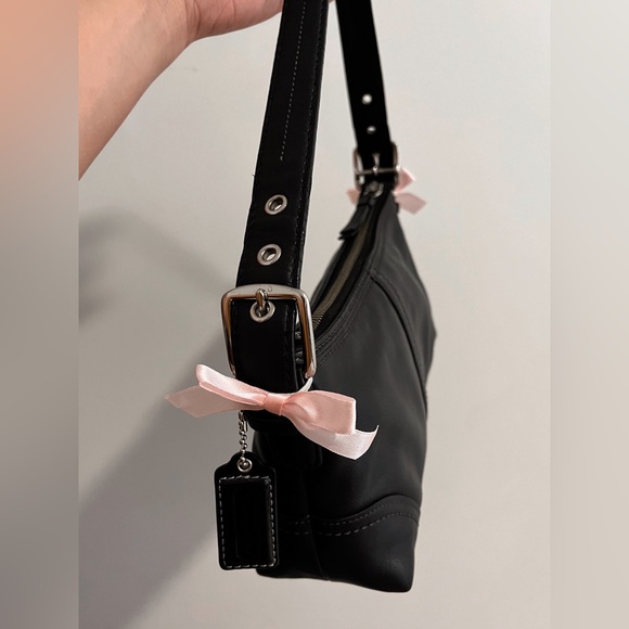 ❌SOLD FACEBOOK❌100% Authentic VINTAGE/ Y2K COACH 11195 EAST WEST BAGUETTE PURSE - Picture 2 of 11